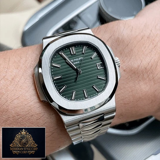 Patek Philippe Nautilus Steel 5711_1A-014 Green Dial Steel Replica on the wrist