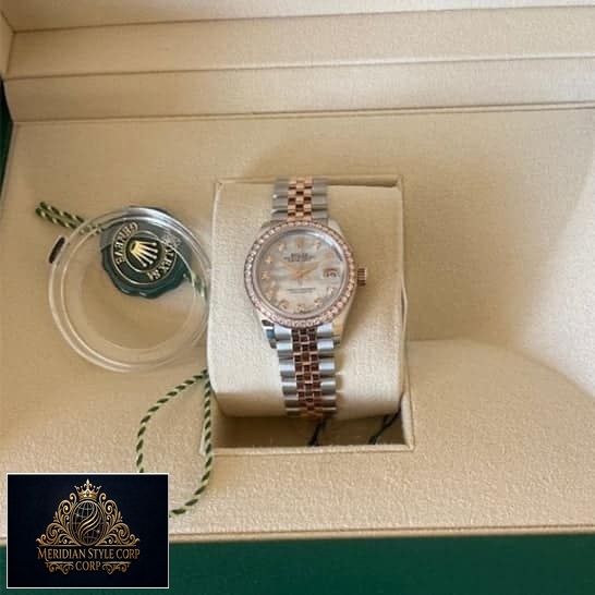 Rolex Datejust 126233 Replica in the Rolex Box