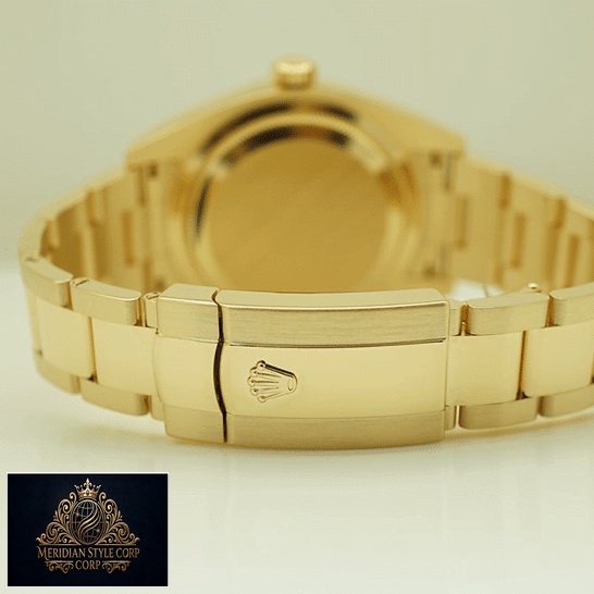 Rolex Sky-Dweller Yellow Gold Bracelet 326938-0004 Oyster Replica Fold Clasp on the Rolex Logo