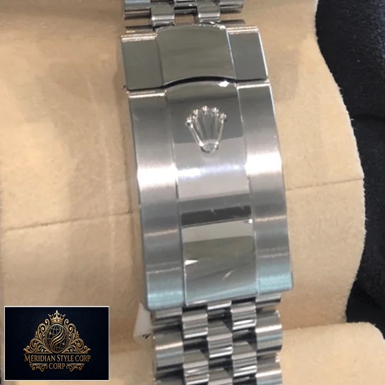 rolex-datejust-126300-0008-replica-clasp