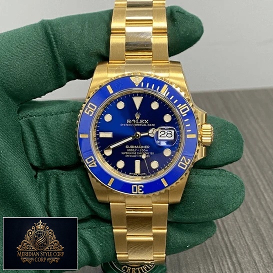 Rolex Submariner Blue Dial 116618LB Replica on the hand