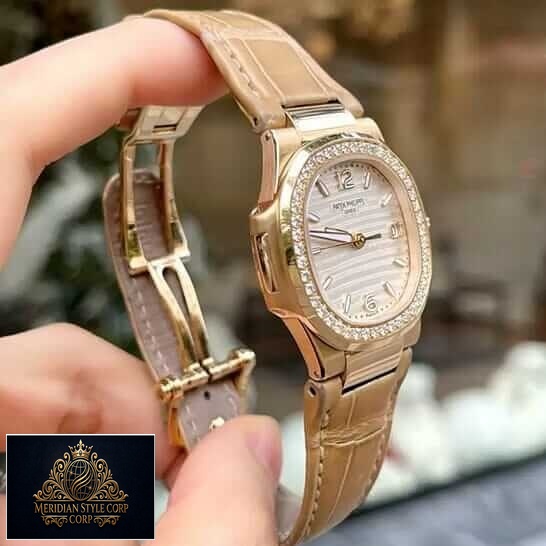 Patek Philippe Nautilus Diamond Bezel Replica opened clasp