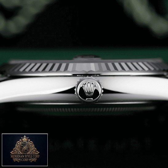 Rolex Datejust White Gold Replica crown / push button and leftside view