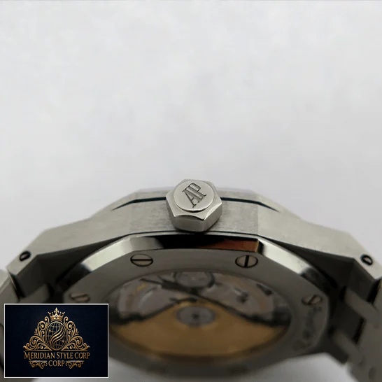 Audemars Piguet Royal Oak 15451 Replica crown on the ap logo