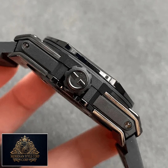 Hublot Big Bang All Black Carbon Case Replica side view crown on the hand
