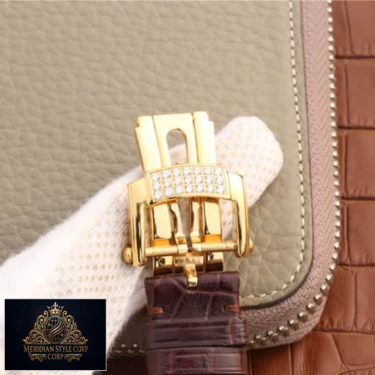 Patek Philippe’s Nautilus Jumbo 5711 Replica Gold with Diamond Clasp