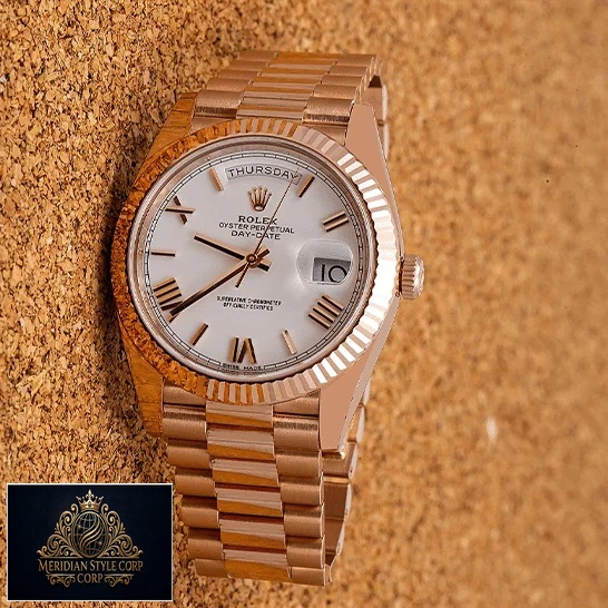Rolex Day-Date 228235 "White Dial" Signature Replica 1:1 Rolex Day-Date 228235 Roman White Dial Replica horizontal view