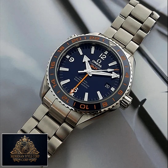 Omega Seamaster Blue Dial Oyster Steel Replica grey background