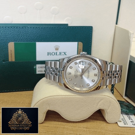 Rolex Datejust 36 116234-0084 Replica on the clock cushion & Guarantee Card