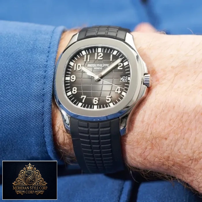 Patek Philippe – Aquanaut – Rubber Strap – Curved – Black - Image 4