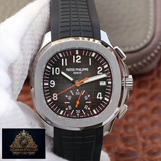 Patek Philippe Aquanaut 5968A001 Black Rubber Bracelet Replica on the hand