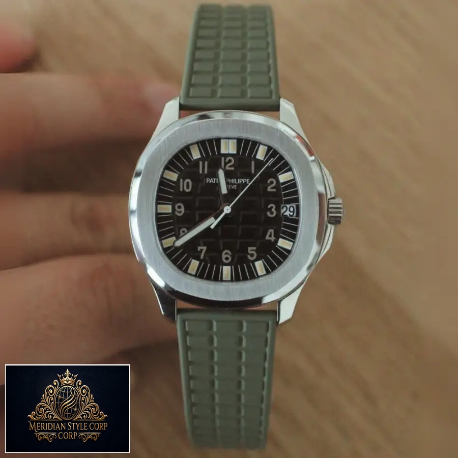 Patek Philippe – Aquanaut – Rubber Strap – Straight – Green - Image 2