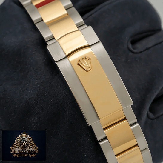 Rolex 126333 Yellow Gold Stainless Steel Oyster Replica closed clasp on the hand