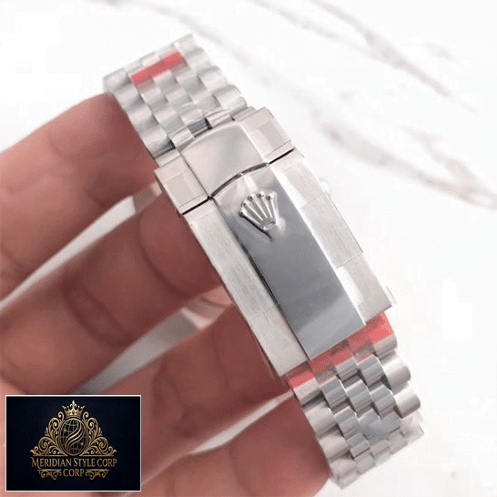 Rolex Datejust II Perpetual 126300-0014 Jubilee Bracelet Fold Clasp on the Rolex Logo Replica