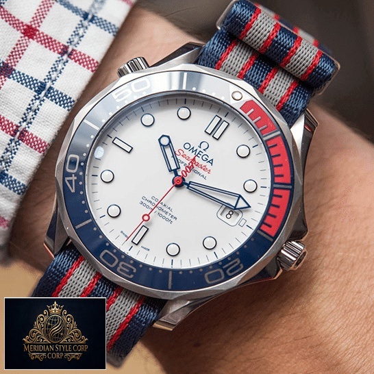 Omega Seamaster Blue Buckle Bracelet White Dial Replica on the wrist