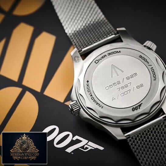 Omega Dıcer 300m 007 Stainless Steel Case Replica upside view on the box