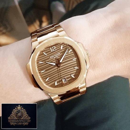 Patek Philippe Nautilus Ladies Golden Rose Gold 71181R-001 Replica on the wrist