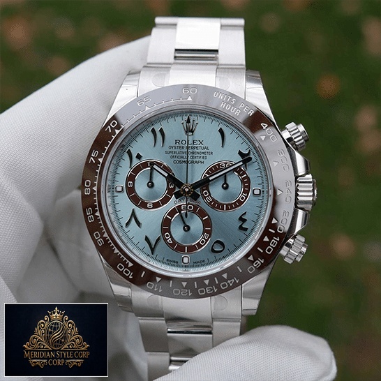 Rolex Daytona Platinum Ice-Blue Dial 116506-0001 Replica on his hand