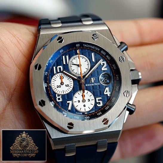 Audemars Piguet 26470ST.OO_.A027CA.01 Royal Oak Blue Dial Replica on the hand