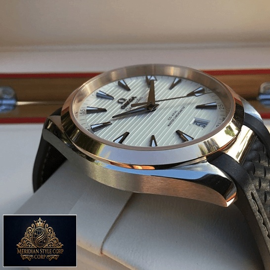 Omega Seamaster Rubber Black Bracelet White Dial Replica in the box