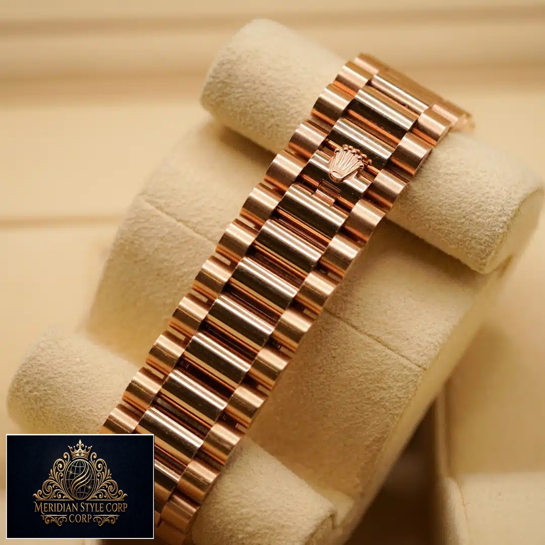 Rolex Day-Date 40 228345RBR Replica Rose Gold Oyster Bracelet on the Rolex Logo