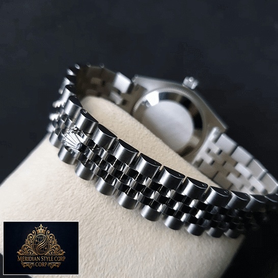 Rolex Datejust 178240 Stainless Steel Jubilee Bracelet on the Rolex logo Replica
