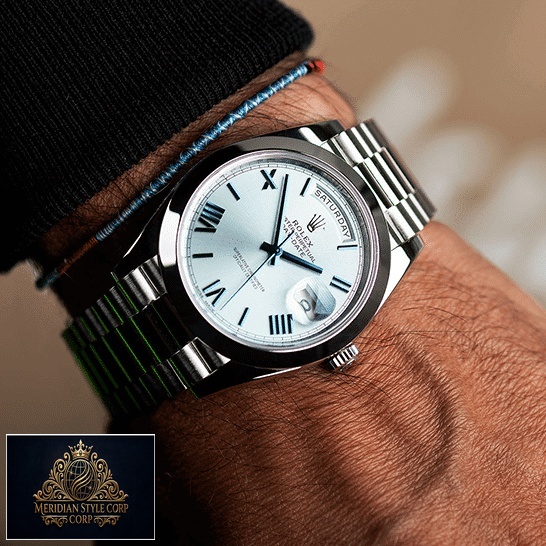 rolex-day-dat_e228206_stainless_steel_blue_diagonal_dial_oyster-_man