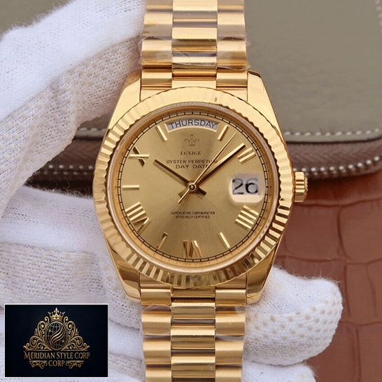 Rolex Day-Date II 228238-0007 Fluted Bezel Replica on is hand