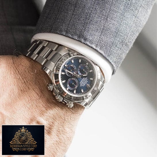 Rolex Daytona 116509 S.Steel Blue Dial Replica on his arm