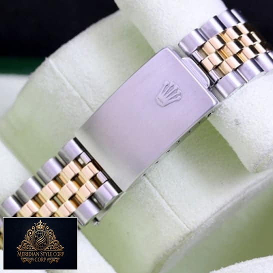 Rolex Datejust 16233 Stainless Steel Two Tone Jubilee Bracelet Fold Clasp on the Rolex logo Replica