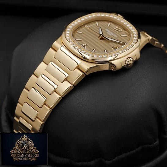 Patek Philippe Nautilus Rose Gold Dial Replica in the black box
