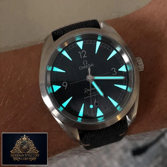 Omega RailMaster 220.12.40.20.01 Black Dial Replica dial phosphor