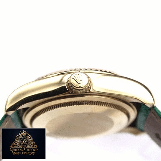 Rolex Day-Date 118138-0003 Replica Gold Case Right side Crown Pusher