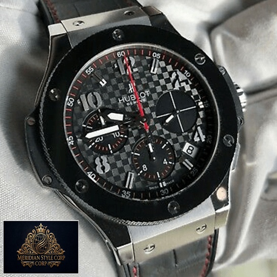 Hubloıt Black Dial Leather Black Rubber Bracelet Replica on the white glove hand