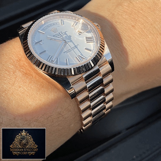 Rolex Day-Date President 118235f-0024 Rose Gold Oyster Replica on his arm