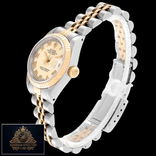 Rolex Fatejust İvory Roman White Dial Replica black background