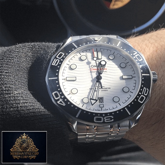 Omega Seamaster Diver Steel 210.30.42.20.04.001 White Dial Replica
