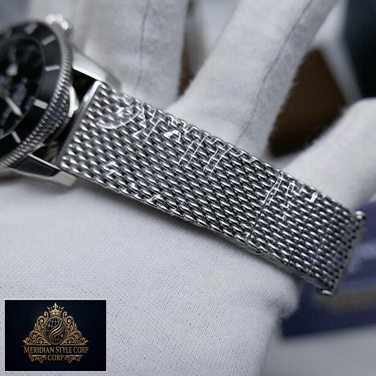 Breitling Superocean Heritage AB2010121B1A1 Steel Bracelet Replica on the hand