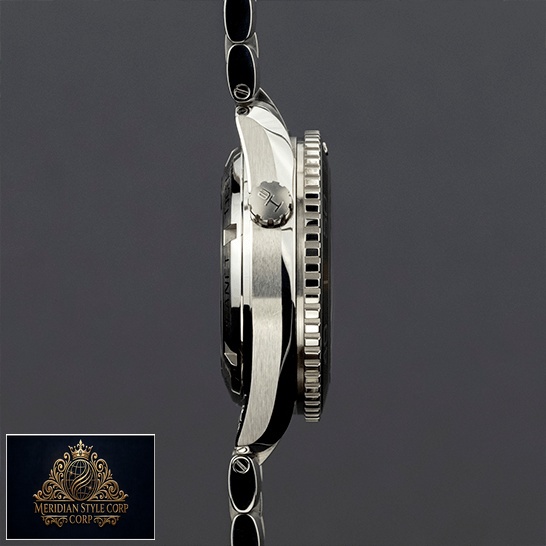Omega Seamaster Stainless Steel Case Replica grey background