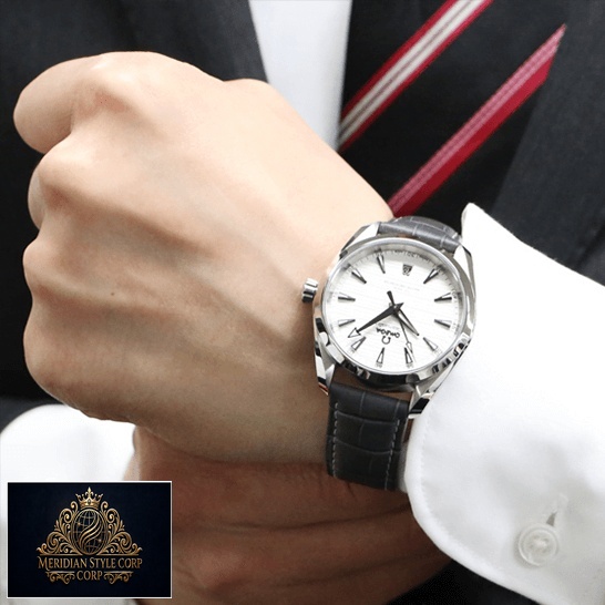 omega_seamaster_aqua_terra_steel_220.13.38.20.02_hand