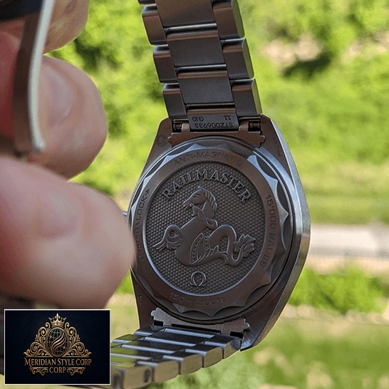 Omega Raılmaster Stainless Steel Case Replica green background