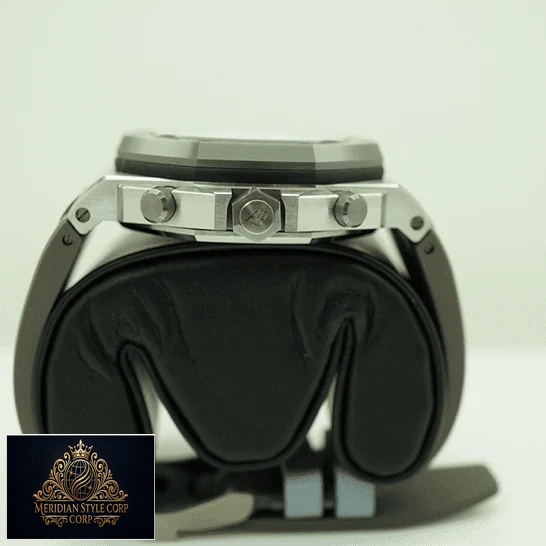 audemarspiguet-royaloakoffshore-26470IO.OO_.A006CA.01-replica-rightside