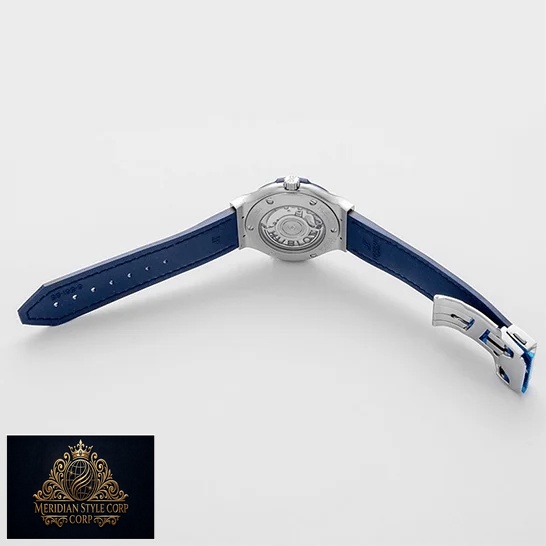 Hublot Classic Fusion Automatic Blue Rubber Bracelet Replica opened clasp white background