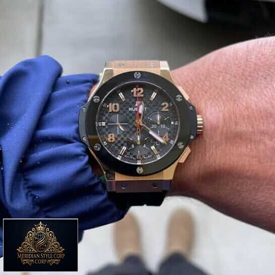 Hublot Big Bang Gold Case Black Bezel Replica red second hand on the wrist