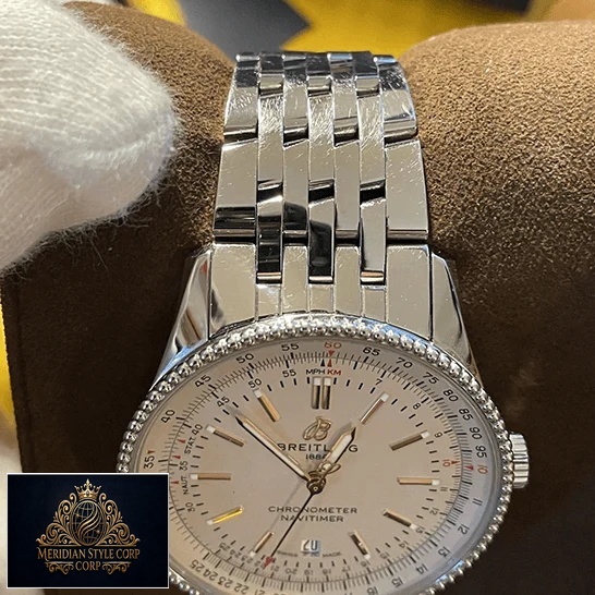 breitling-navitimer-A17326211G1A1-replica-white