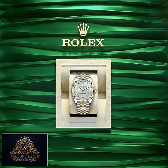 Rolex 126333 Datejust Yellow Gold Replica green background