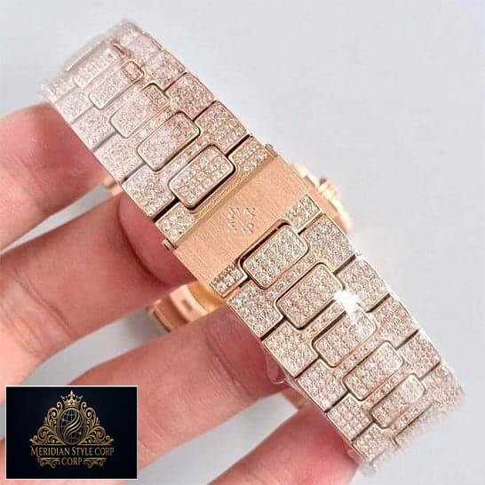 Patek Philippe Nautilus 5719/10G-010 Replica Iced Out Bracelet
