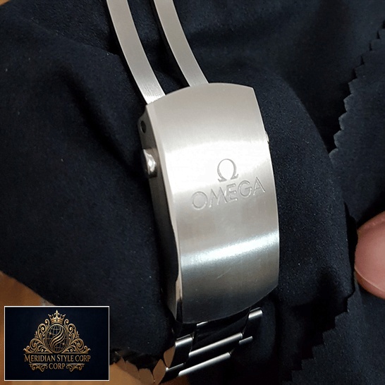 Omega Seamaster Stainless Steel Replica opened clasp