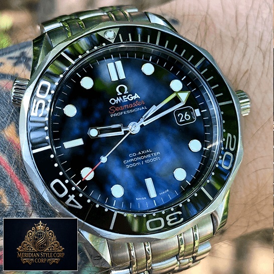 Omega Seamaster Blakc Dial Steel 300m Replica on the tattoo wrist