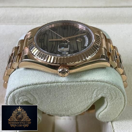 Rolex Day-Date Wave 218235-0035 Rose Gold Case Replica Right Side Crown Pusher